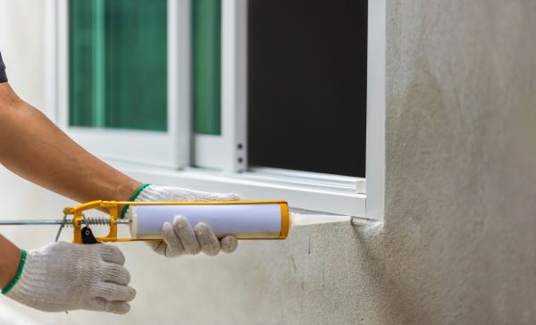 Cost of Window Caulking Service in Paso Robles