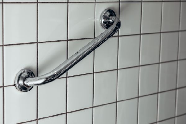 Cost of Shower Grab Bar Installation in Paso Robles
