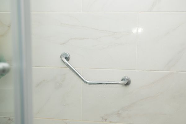 Cost of Toilet Grab Bar Installation in Paso Robles