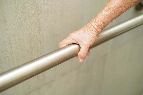Cost of Tub Grab Bar Installation in Paso Robles
